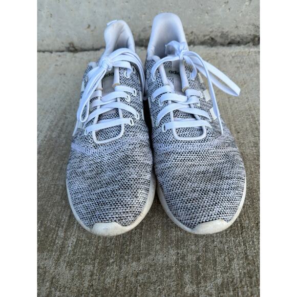 Adidas Women's Gray Knit Running Shoes Size 11 FW8669 - Picture 2 of 6